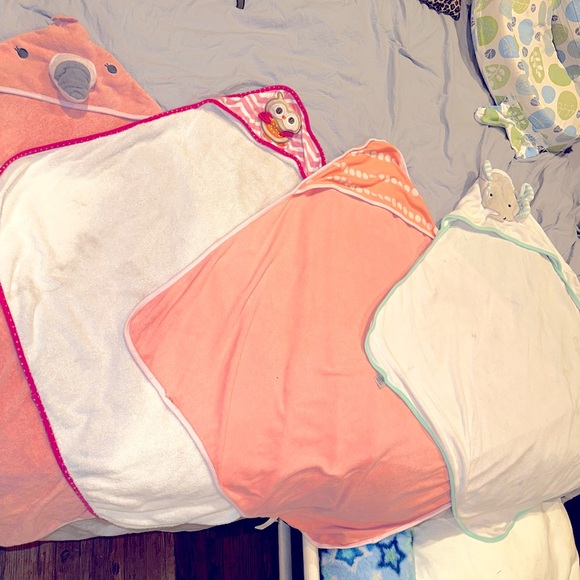 Baby Hooded towels newborn bath time 4 - Picture 1 of 5